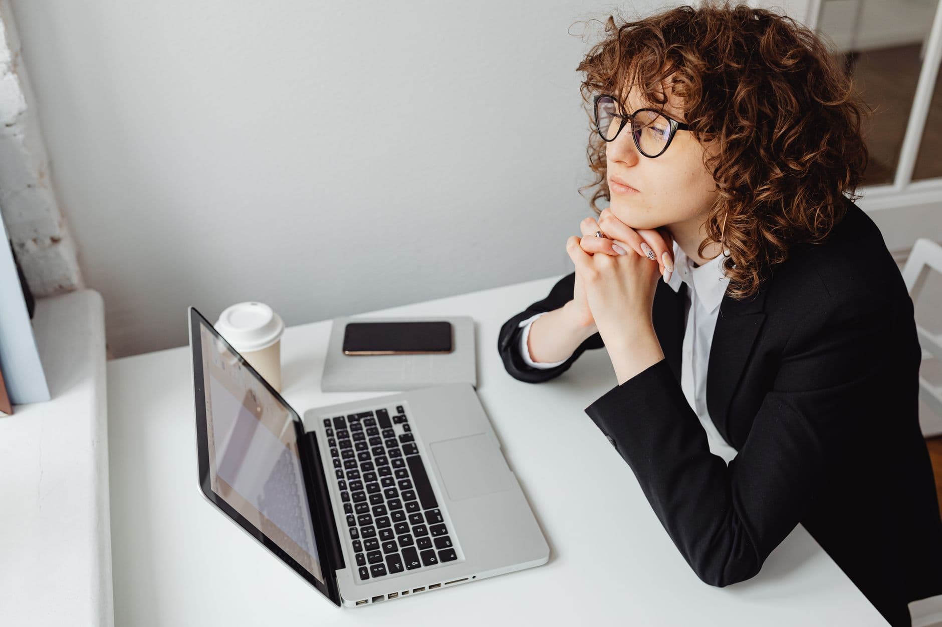 Health Insurance Between Jobs: How to Stay Covered in the Gap