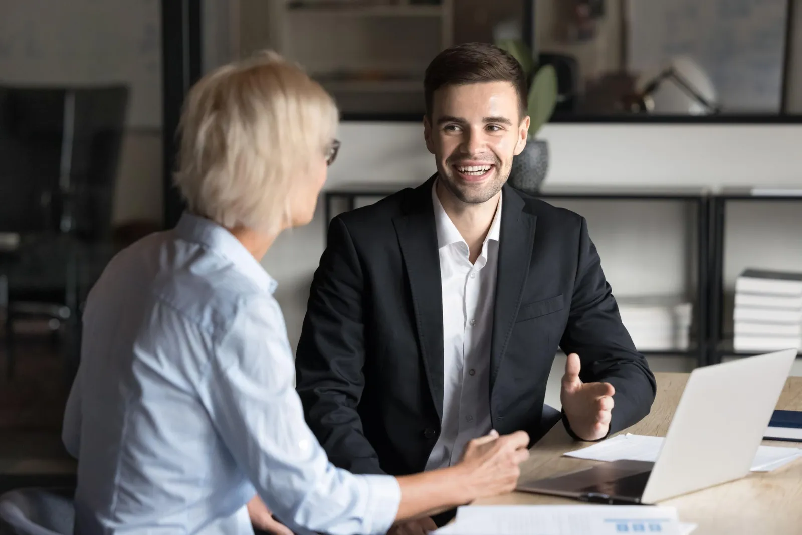 Consultant in a one-on-one client discussion